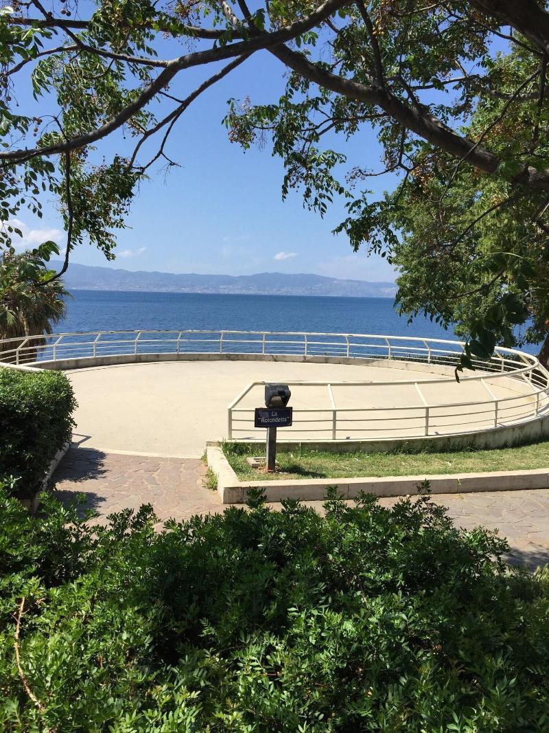 B&B H224 Reggio Calabria Exterior photo