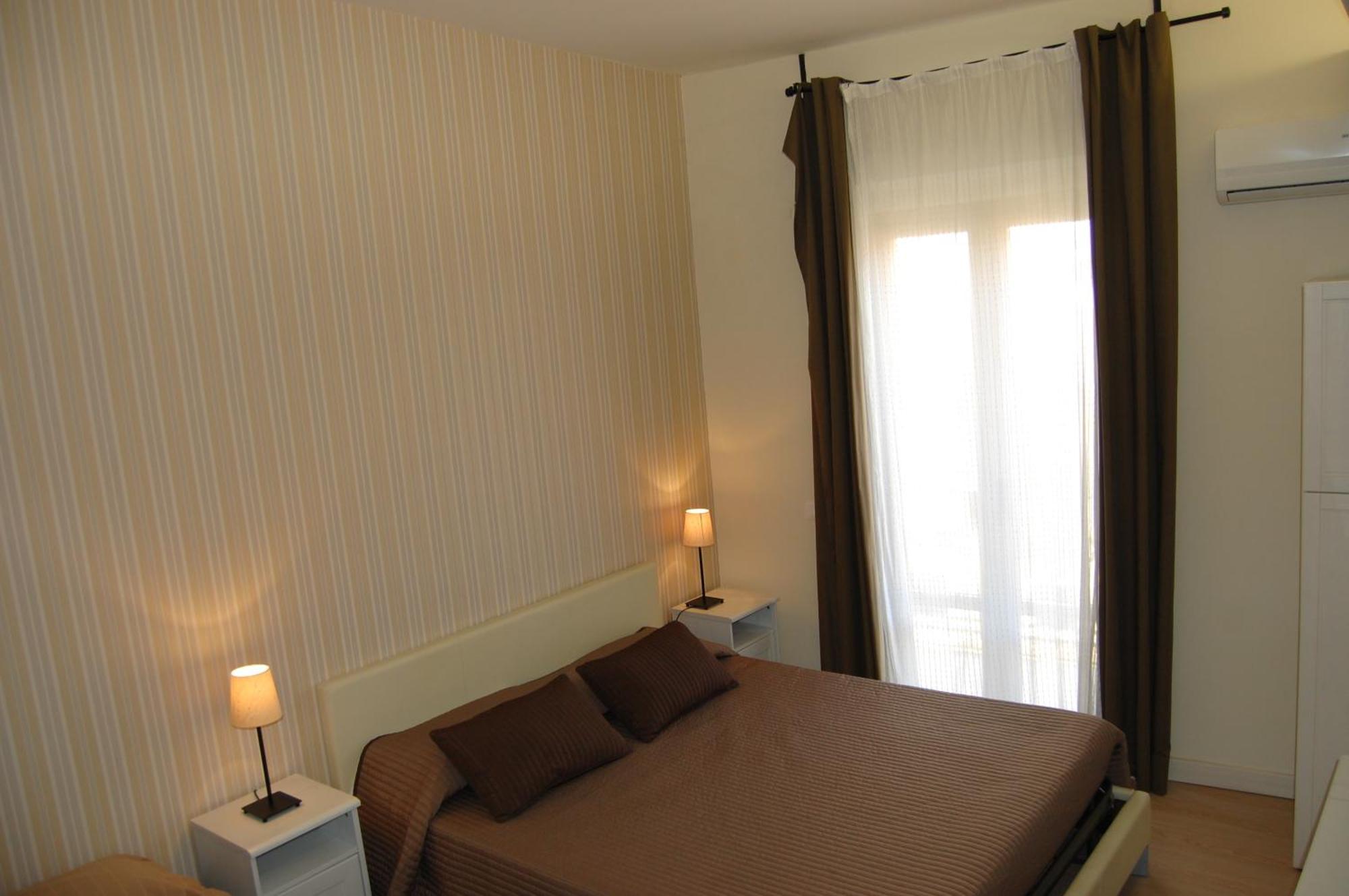 B&B H224 Reggio Calabria Exterior photo